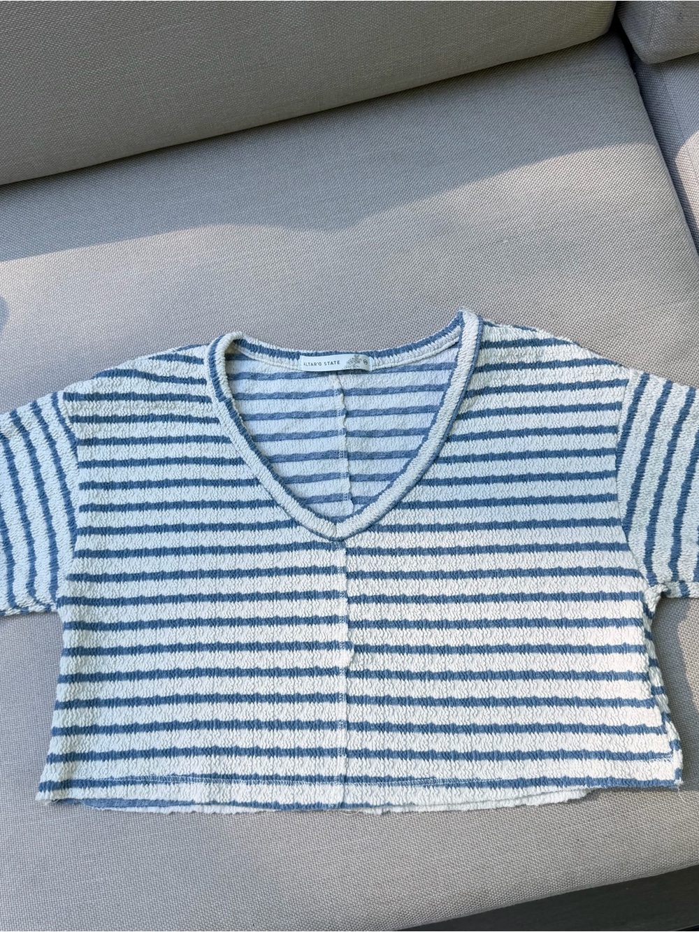 Altar'd State Woman’s Blue and White Striped V-Neck Textured Crop Top XS Boxy